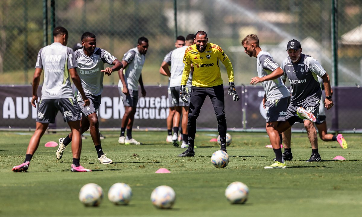 Jogadores do Atlético em treino na Cidade do Galo (foto: Pedro Souza/Atlético)
