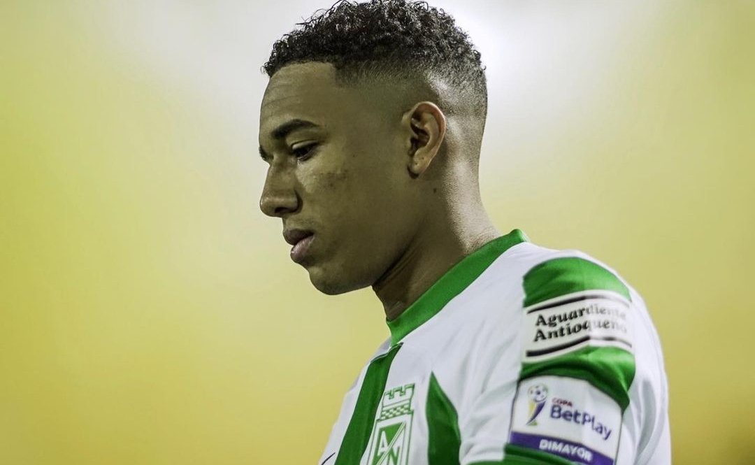 Brahian Palacios pode deixar o Atlético Nacional-COL para defender o Atlético (foto: Reprodução/Instagram/Brahian Palacios)
