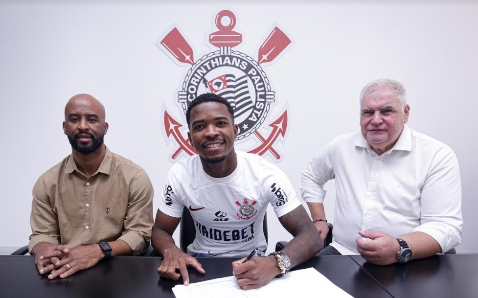 Corinthians e Cacá (foto: Divulgação / Corinthians)