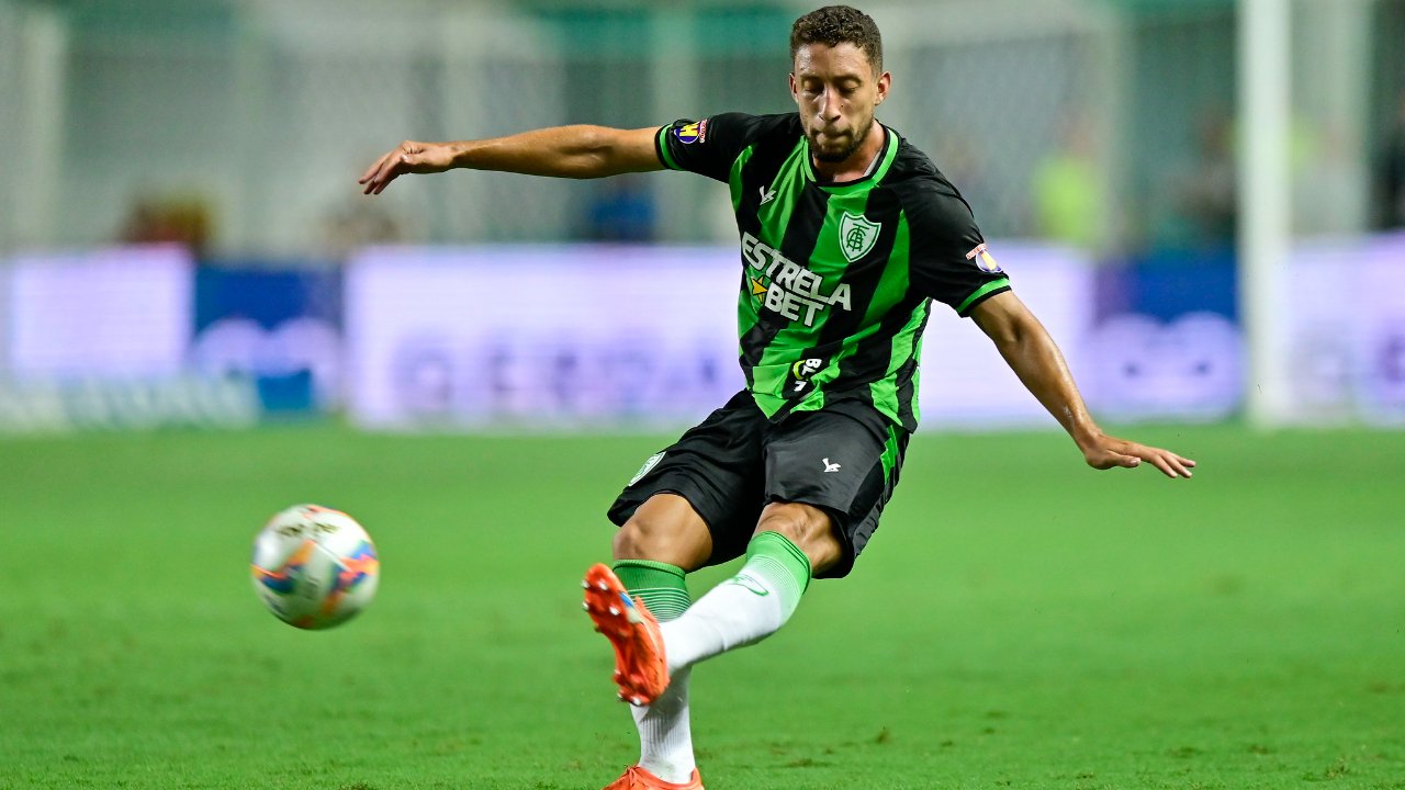 Júlio Cesar, zagueiro do América (foto: Mourão Panda/América)