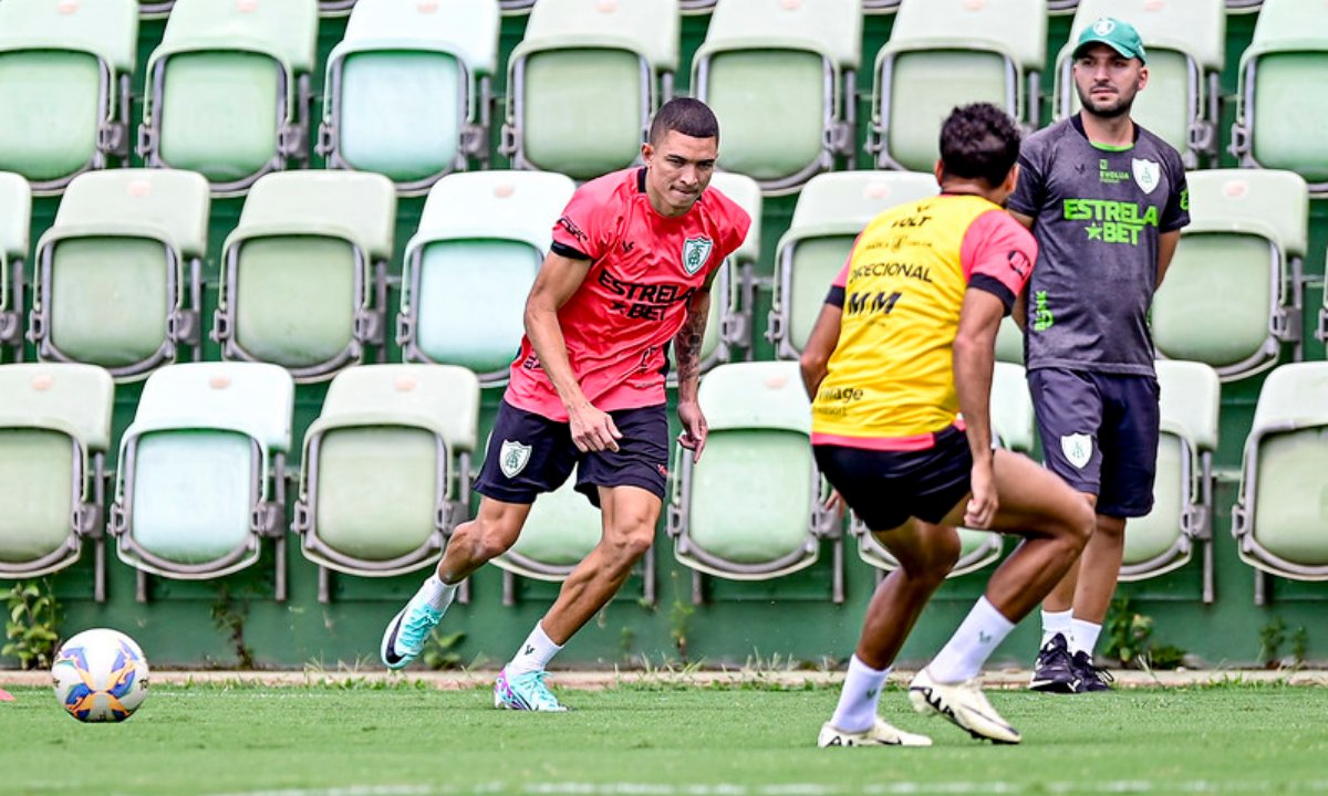 América no CT Lanna Drumond (foto: Mourão Panda/América)