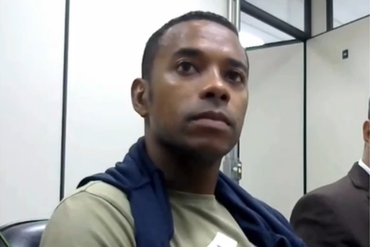 Robinho em audiência de custódia na PF (foto: Justiça Federal)