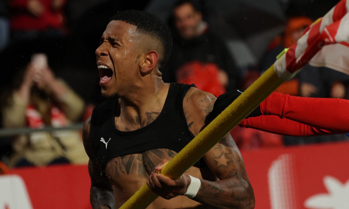 Savinho comemora gol pelo Girona (foto: LLUIS GENE / AFP)