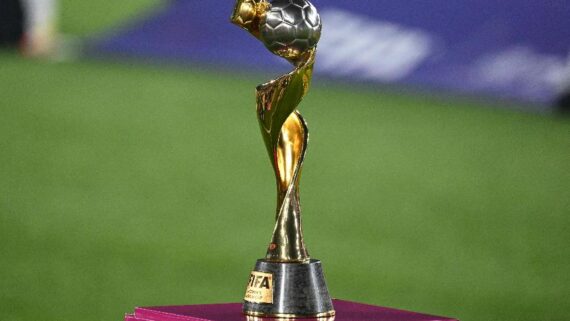 Taça da Copa do Mundo Feminina 2023 (foto: WILLIAM WEST / AFP)