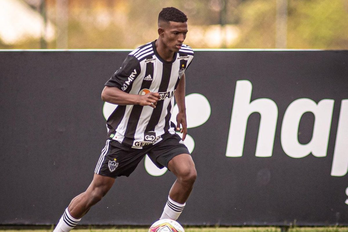 Vitinho, meio-campista do Atlético (foto: Reprodução / Redes Sociais)