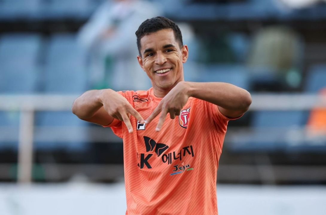 Yuri Tanque no Jeju United (foto: Divulgação/Jeju United)