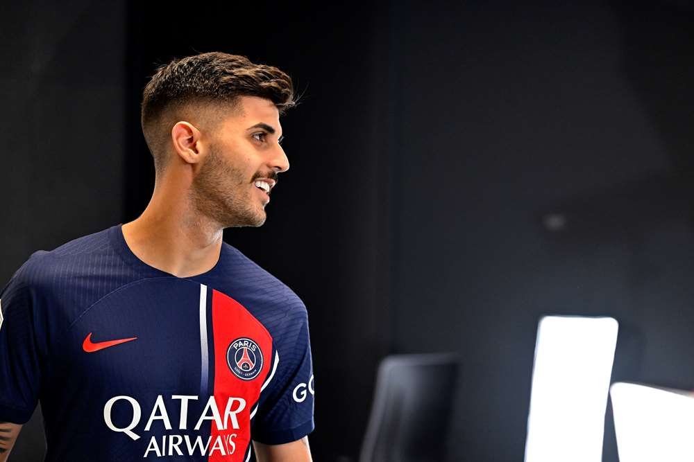 Beraldo, ex-São Paulo e atual zagueiro do PSG (foto: PSG/Divulgação)