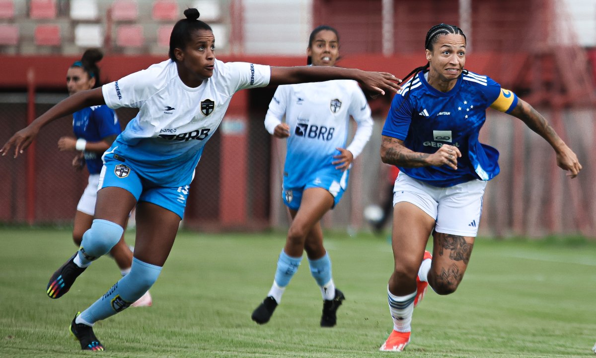 Cruzeiro e Real Brasília em jogo do Brasileiro Feminino (foto: Gustavo Martins / Cruzeiro)