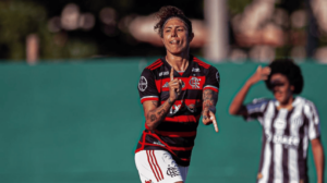 Atacante do Flamengo, Cristiane marcou dois gols na vitória por 7 a 0 sobre o Santos - Crédito: 
