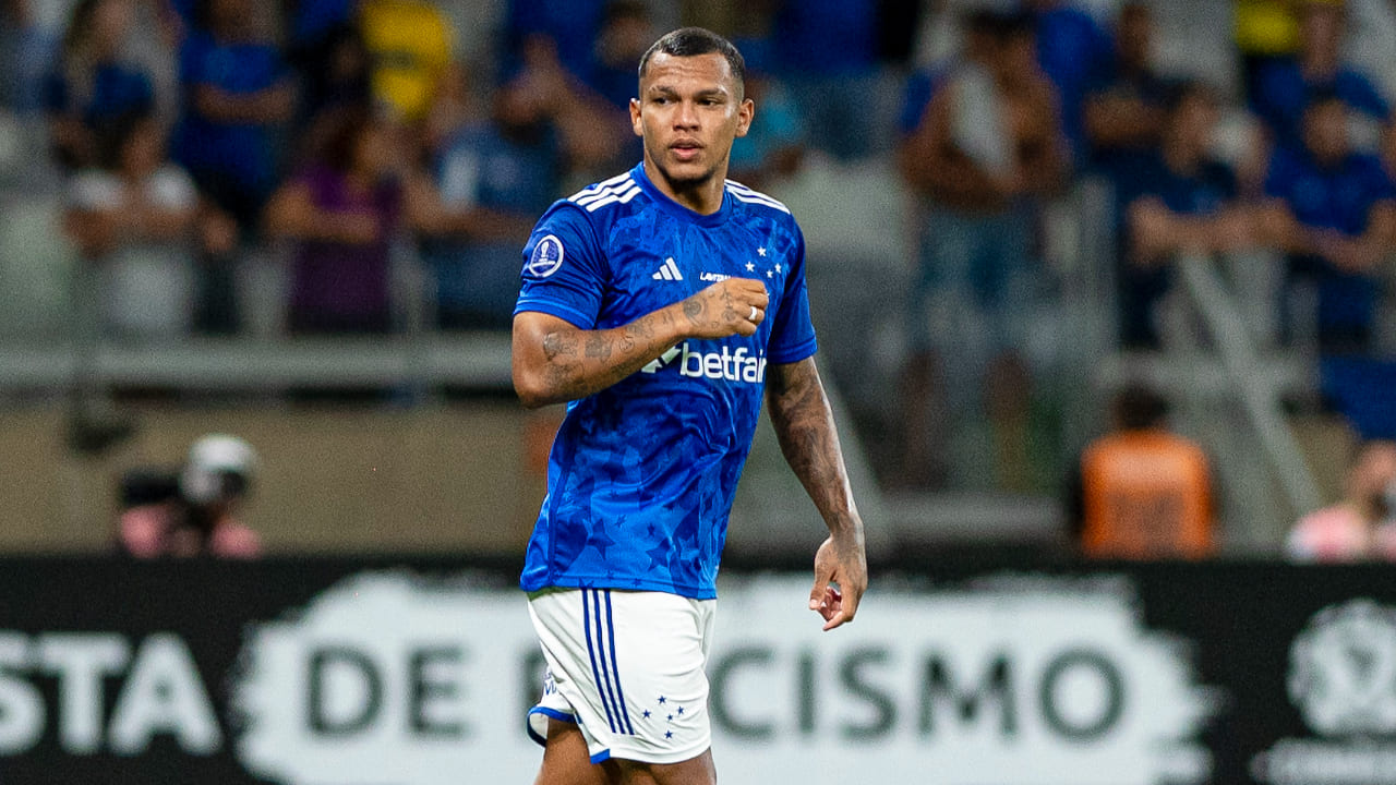 Cruzeiro tiene tres opciones para sustituir a Arthur Gómez en el ataque