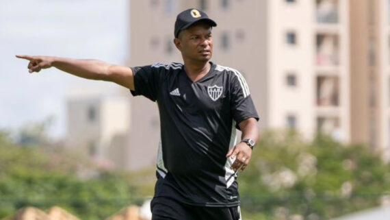 Antony Menezes como treinador do Atlético (foto: Dani Veiga/Galo)