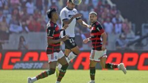 Bruno Henrique em ação no Flamengo 0 x 2 Botafogo   - Crédito: 