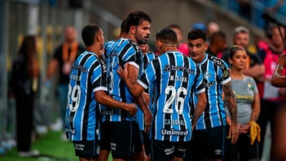 Time do Grêmio comemora gol em final do Campeonato Gaúcho (foto: Lucas Uebel/Grêmio)