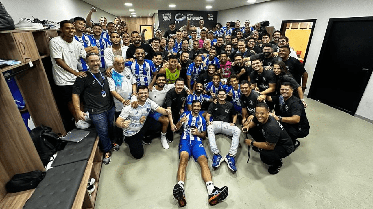 Jogadores do Paysandu comemorando classificação à final da Copa Verde (foto: Jorge Luís Totti/Paysandu)