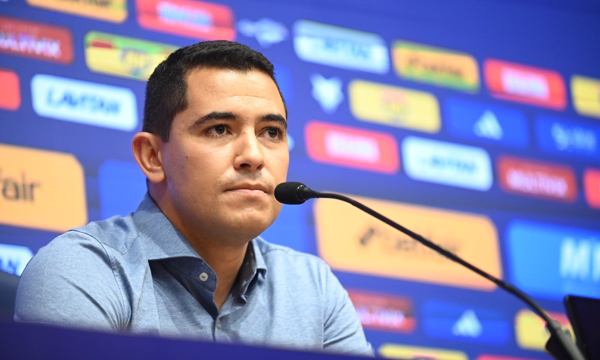 Pedro Martins em entrevista no Cruzeiro (foto: Leandro Couri/EM/D.A.Press)