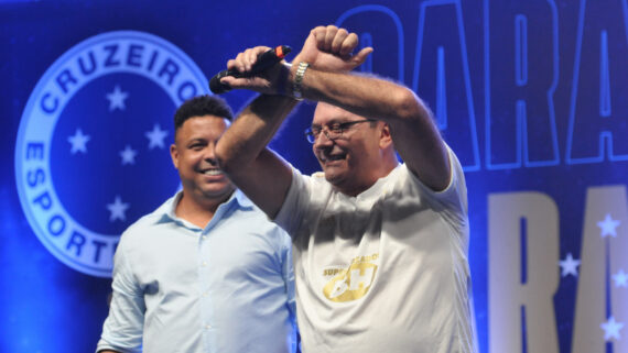 Ronaldo e Pedro Lourenço em evento da Caravana do Cruzeiro (foto: Gladyston Rodrigues/EM/D.A Press)
