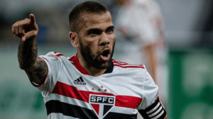Daniel Alves defendeu o São Paulo entre 2019 e 2021 - Crédito: 