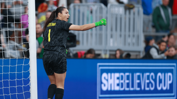 Goleira Lorena defendeu quatro pânaltis no jogo contra o Japão, pela SheBelieves Cup (foto: Lívia Villas Boas/CBF)