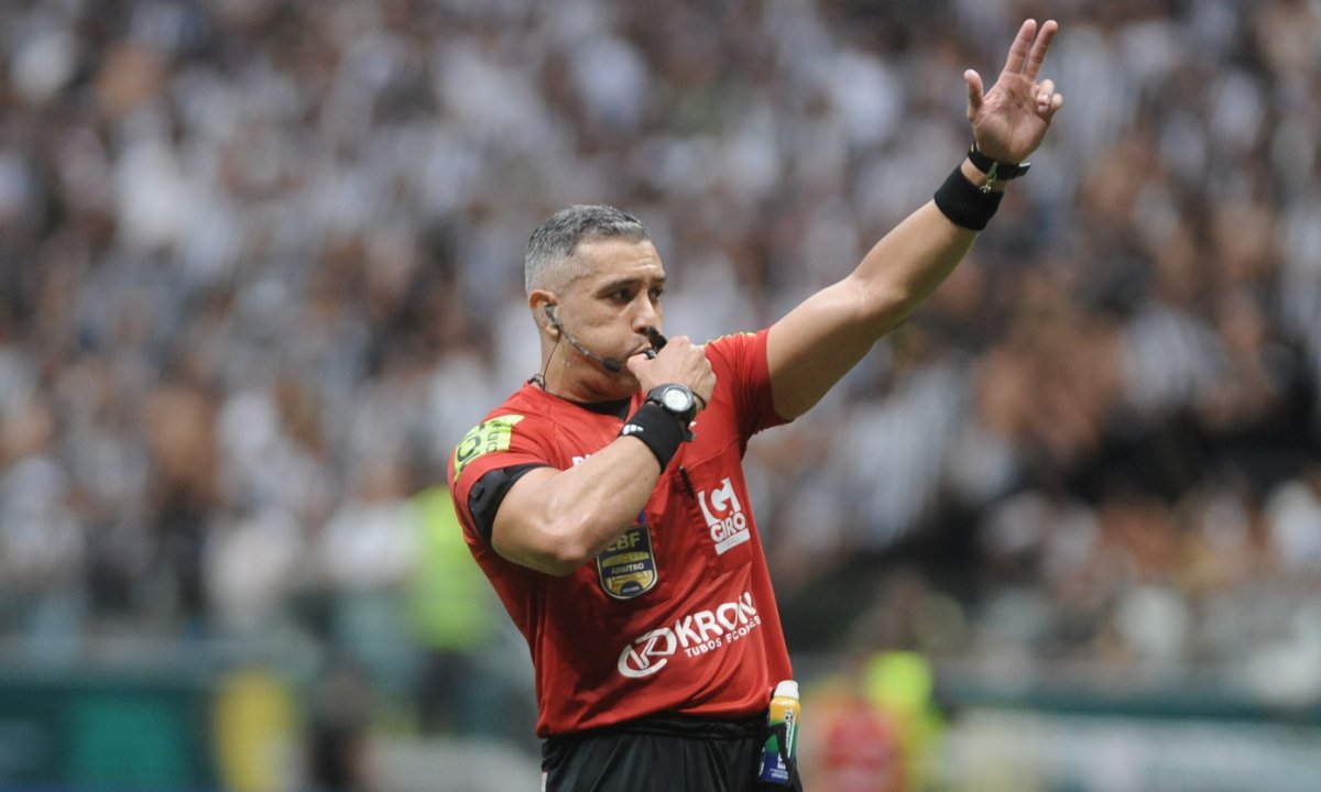 Felipe Lima, árbitro (foto: Alexandre Guzanshe/EM/D.A. Press)