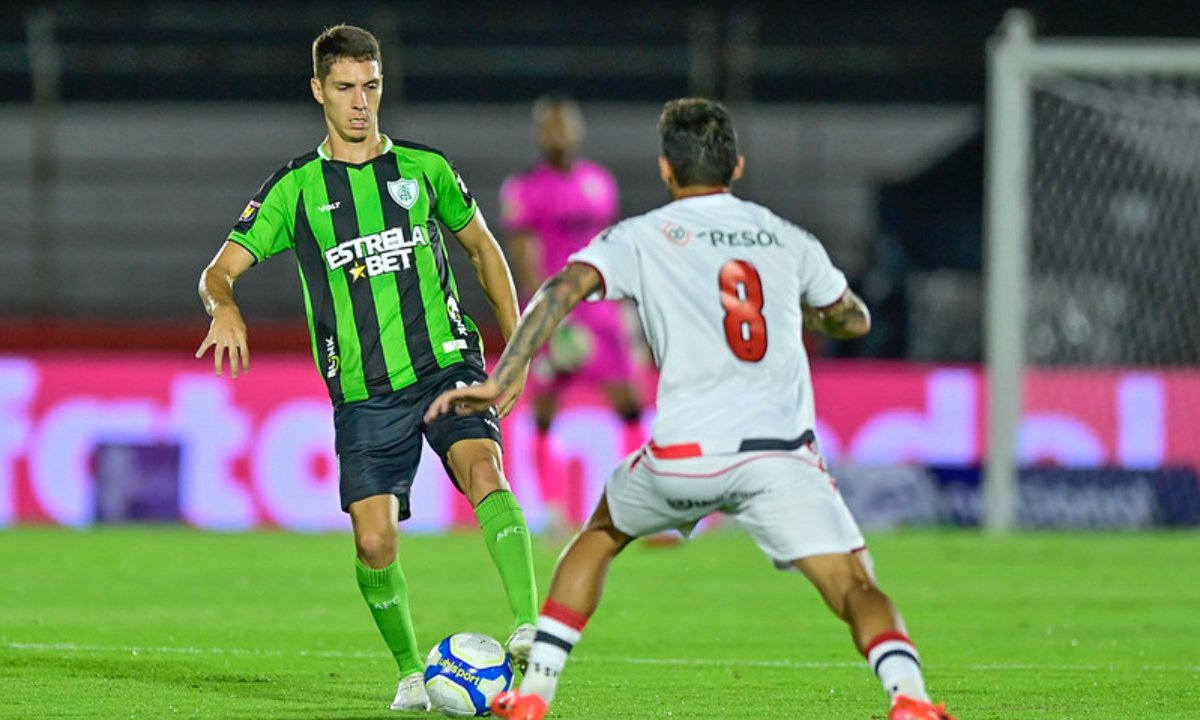 América e Botafogo-SP na estreia da Série B (foto: Mourão Panda/América)