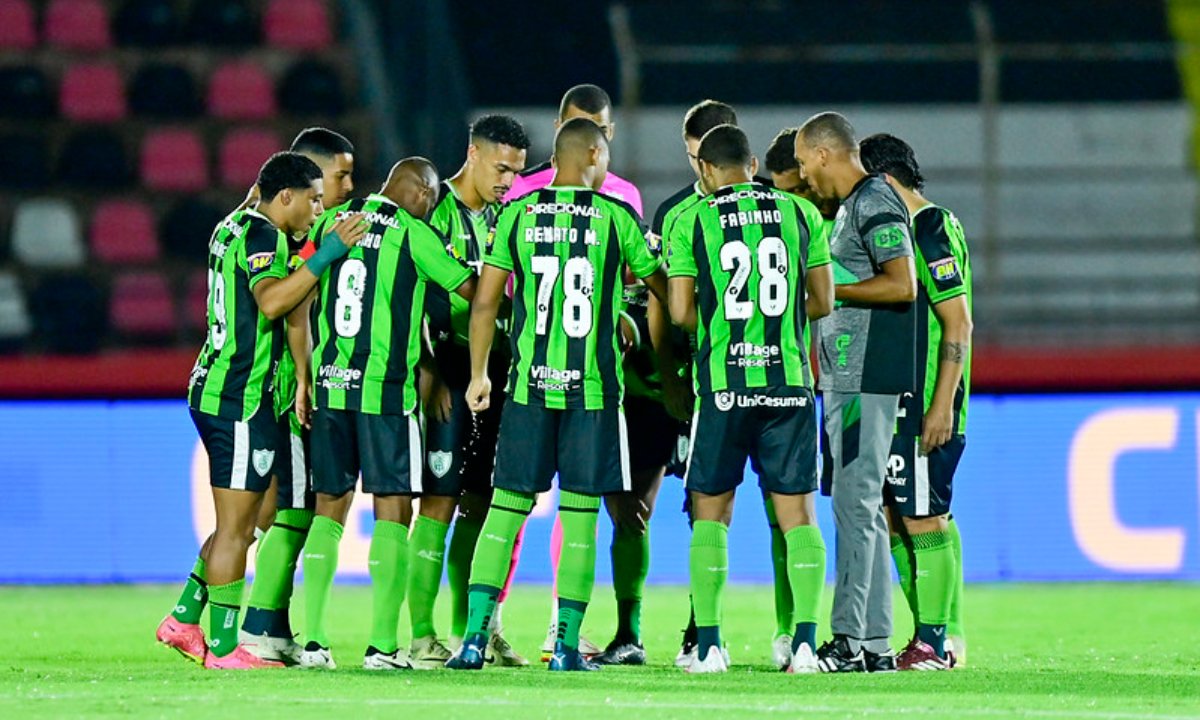 América em jogo da Série B do Brasileiro (foto: Mourão Panda/América)