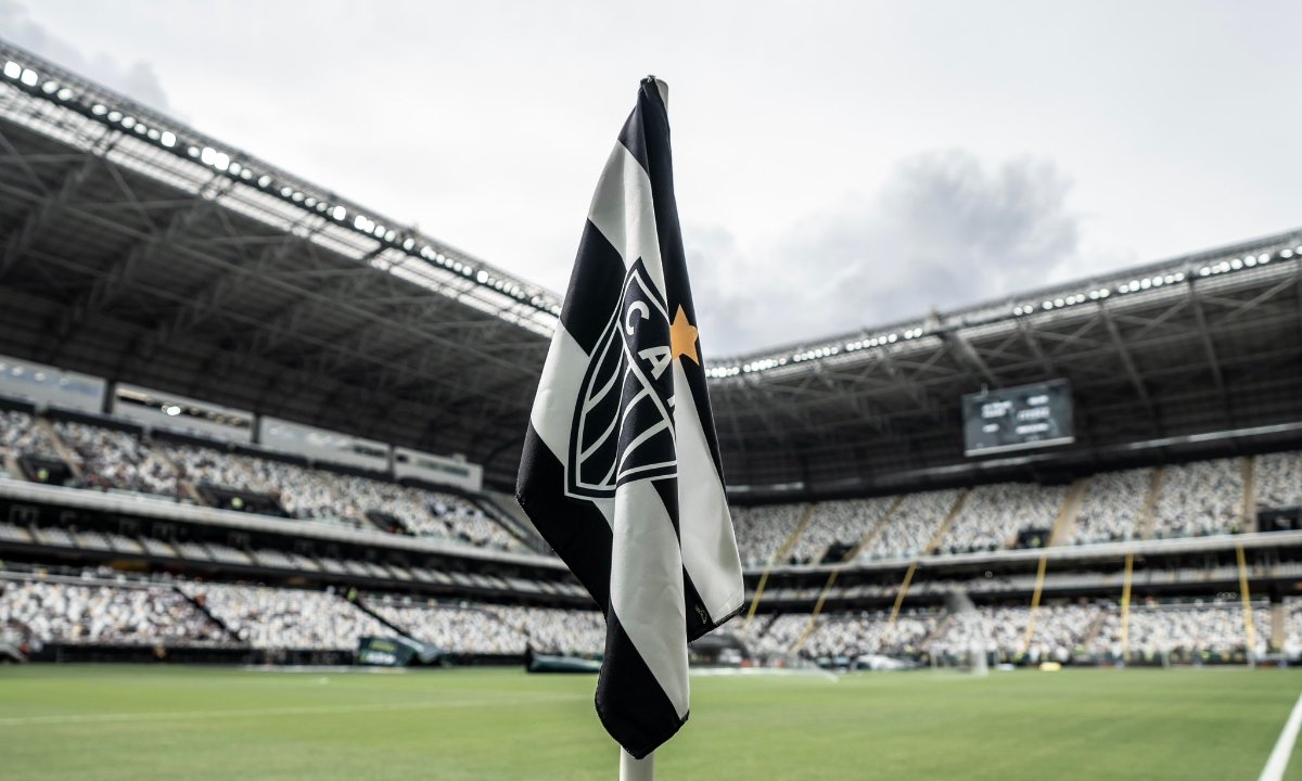 Bandeira do Atlético na Arena MRV (foto: Pedro Souza/Atlético)