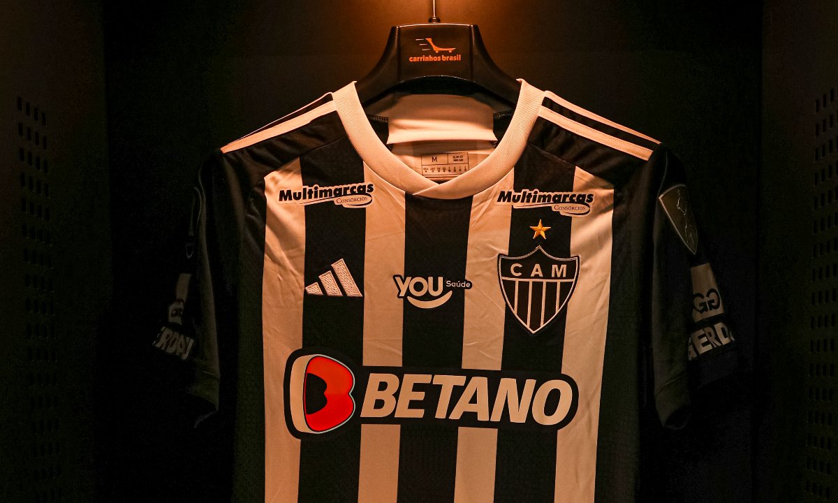 Camisa do Atlético no vestiário da Arena MRV (foto: Pedro Souza/Atlético)