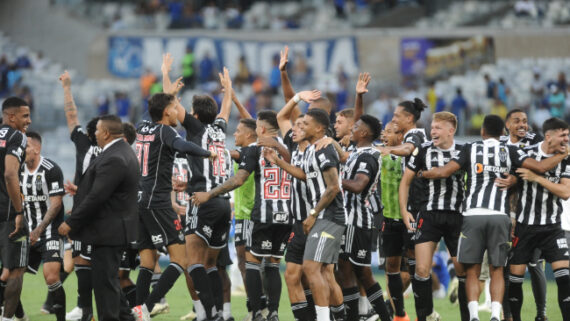 Atlético na final do Mineiro contra o Cruzeiro (foto: Alexandre Guzanshe/EM)