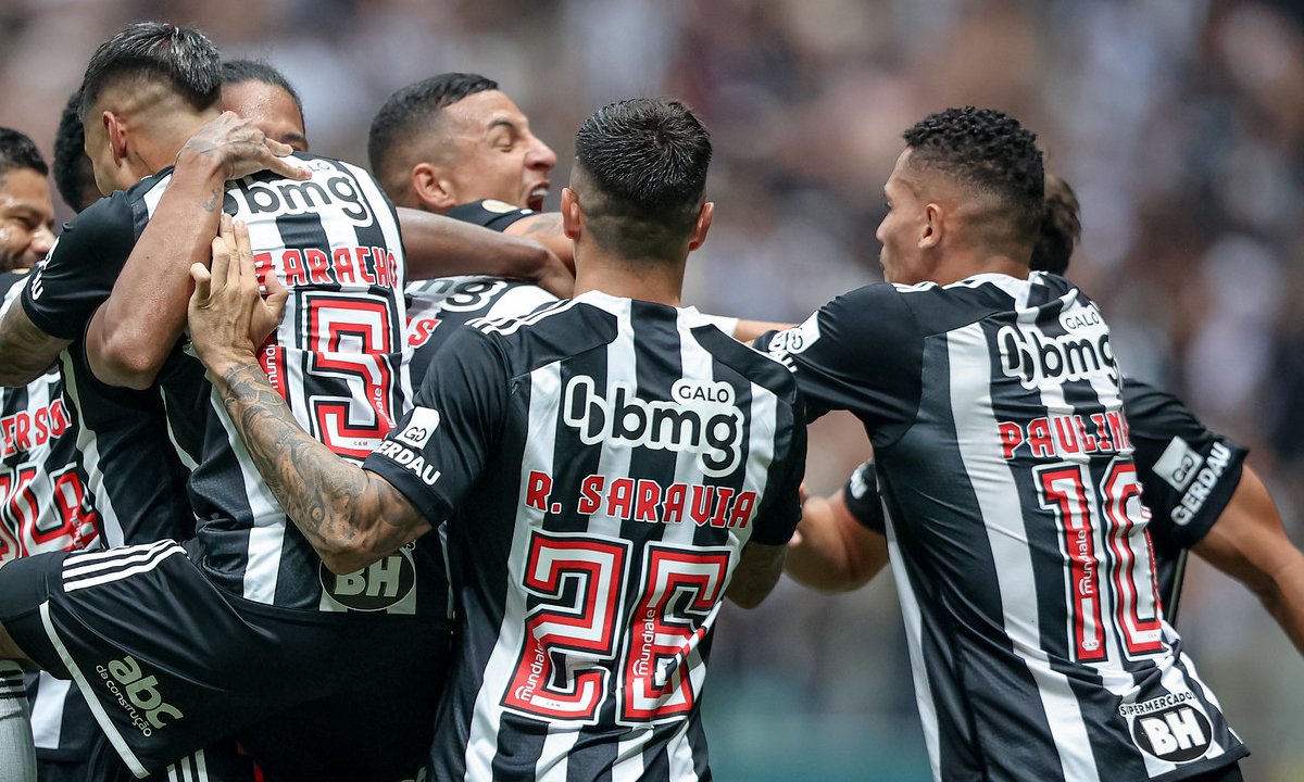 Jogadores do Atlético comemoram gol na Arena MRV (foto: Pedro Souza/Atlético)