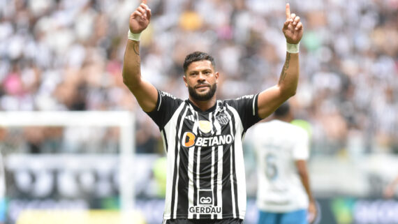 Hulk comemora gol do Atlético em vitória sobre o Grêmio, por 3 a 0, pelo Campeonato Brasileiro de 2023 (foto: Ramon Lisboa/EM/D.A Press)