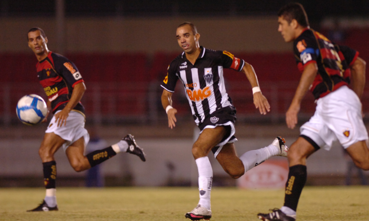 Atlético e Sport no Mineirão - (foto: Jorge Gontijo/EM/D.A Press)