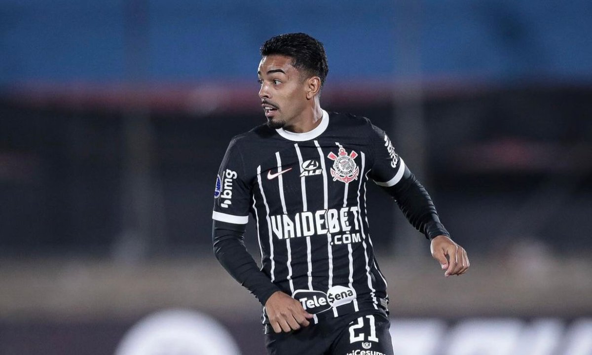 Matheus Bidu em jogo do Corinthians (foto: Reprodução)