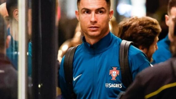 Cristiano Ronaldo saindo de hotel em Liubliana, na Eslovênia (foto: Grand Plaza Ljubljana/Instagram)