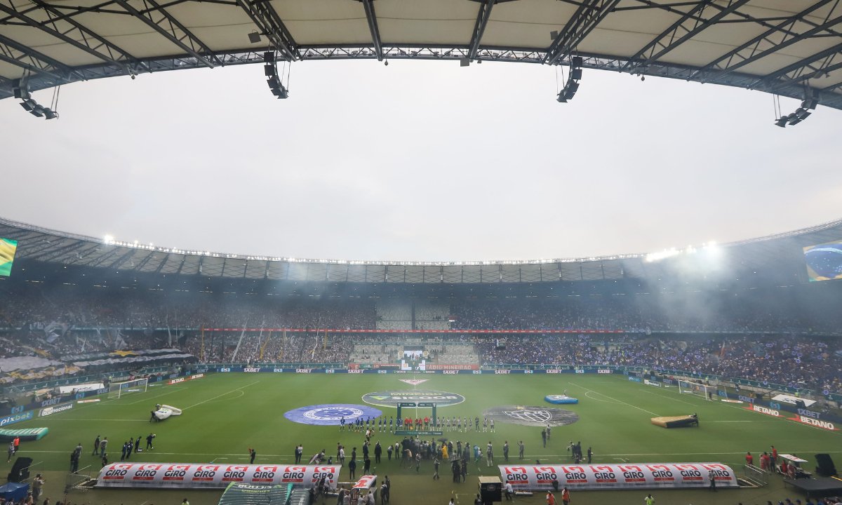 Cruzeiro x Atlético se enfrentaram pela última vez no Mineirão em 2022 (foto: Ramon Bitencurt/ FMF)