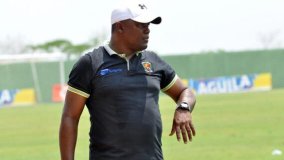 Hubert Bodhert, novo técnico do Alianza, próximo adversário do Cruzeiro na Sul-Americana (foto: AFP)