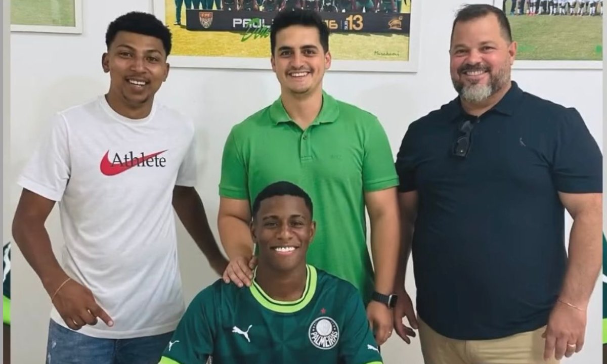 Carlos Miguel, revelado pelo Benfica Campus Brasil (foto: Reprodução/Instagram)