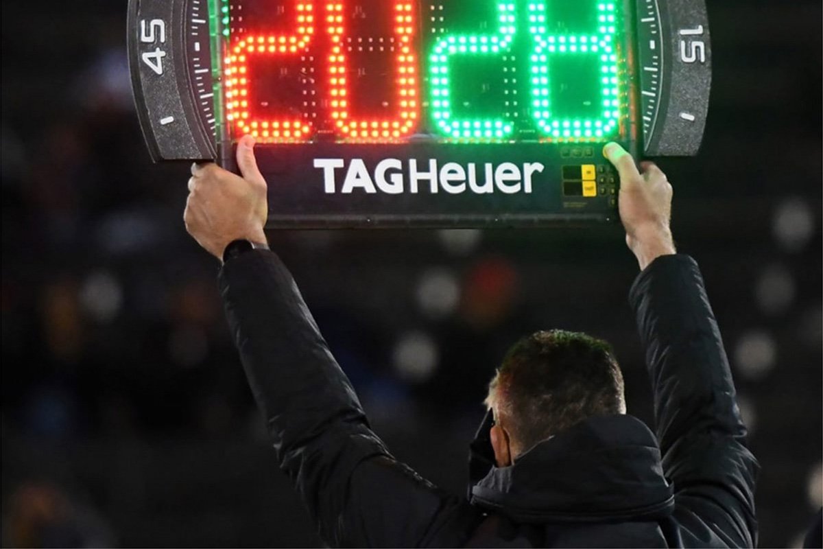 Substituição extra por concussão será adotada nas Séries A e B (foto: Reprodução/CBF)