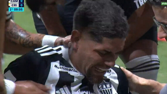 Rubens chora e é substituído em jogo do Atlético (foto: Reprodução/Premiere)