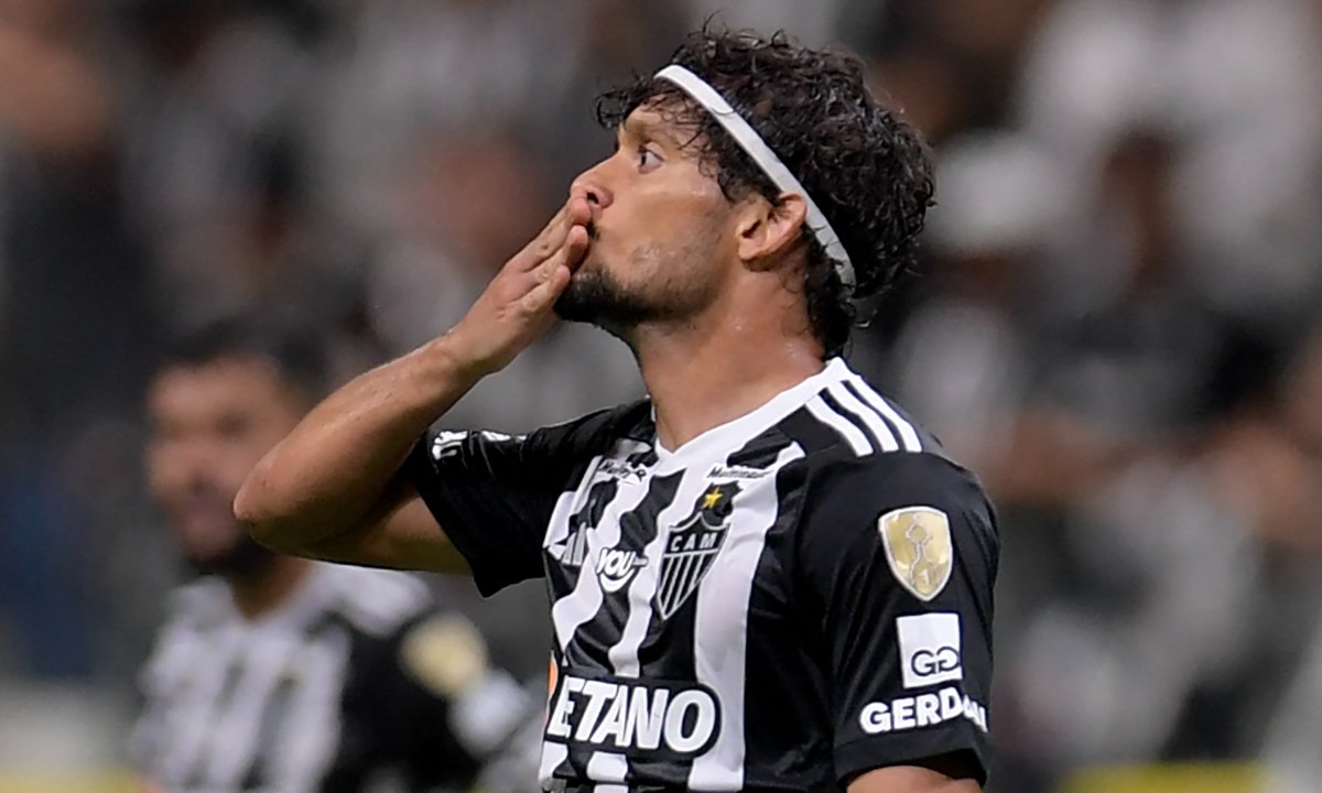Scarpa comemora gol pelo Atlético na Arena MRV (foto: DOUGLAS MAGNO / AFP)