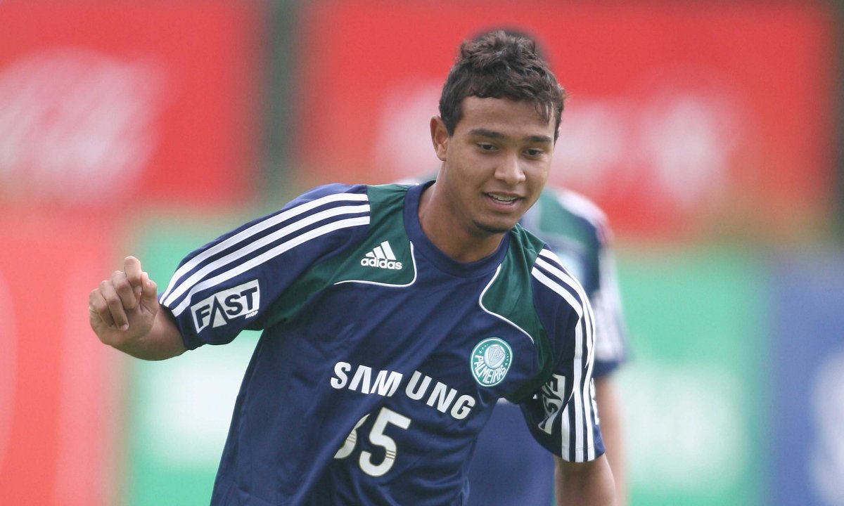 Vinicius, na época que defendeu o Palmeiras (foto: Fernando Santos/Folha Imagem)