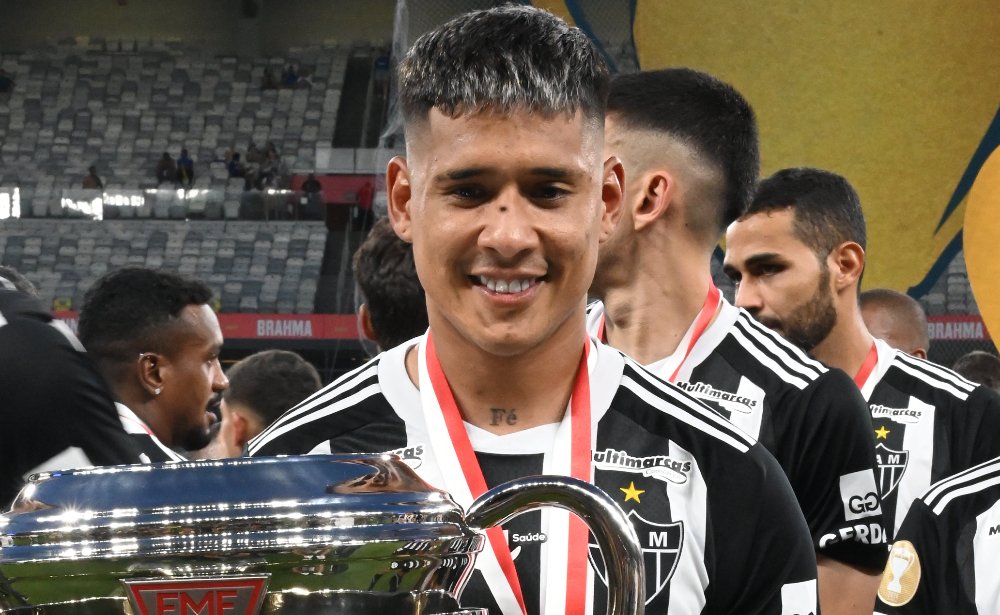 Zaracho, meio-campista do Atlético, durante comemoração do título do Campeonato Mineiro de 2024 (foto: Leandro Couri/EM/D.A Press)