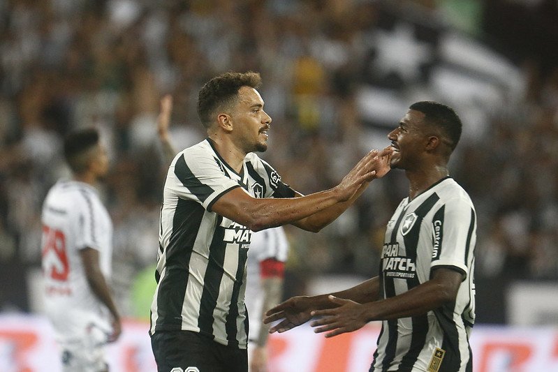 Botafogo ganhou do Vitória por 1 a 0 na Copa do Brasil (foto: Vitor Silva/Botafogo)
