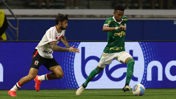 Estevão fez o segundo gol palmeirense sobre o Botafogo-SP (foto: Cesar Greco/Palmeiras)