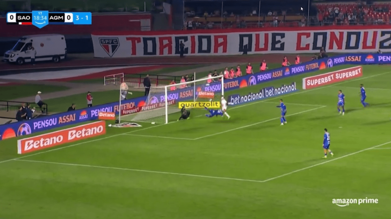 Axel, goleiro do Águia de Marabá em sequência incrível de defesas contra São Paulo, pela terceira fase da Copa do Brasil (foto: Reprodução/Prime Video)