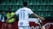 Arthur Gomes comemora gol do Cruzeiro (foto: Gustavo Aleixo/Cruzeiro)