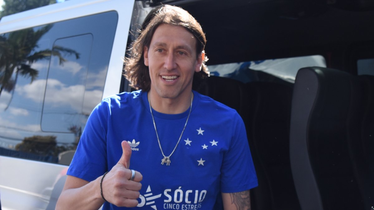 Cássio em chegada ao Cruzeiro (foto: Gladyston Rodrigues/EM/D.A. Press)