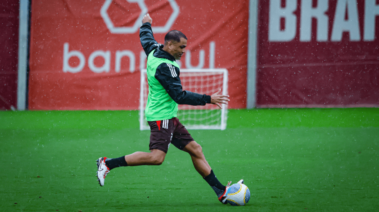 Mercado, zagueiro do Internacional (foto: Ricardo Duarte/Internacional)
