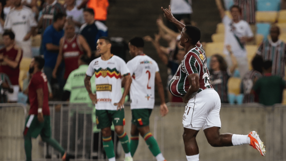 Jhon Arias, do Fluminense, comemorando gol sobre Sampaio Corrêa, pela Copa do Brasil (foto: Lucas Merçon/Fluminense)