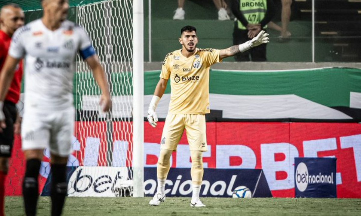 João Paulo em ação pelo Santos (foto: Raul Baretta/ Santos)