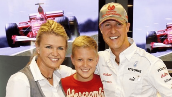 Corinna, Mick Schumacher e Michael Schumacher (foto: Reprodução/Instagram)